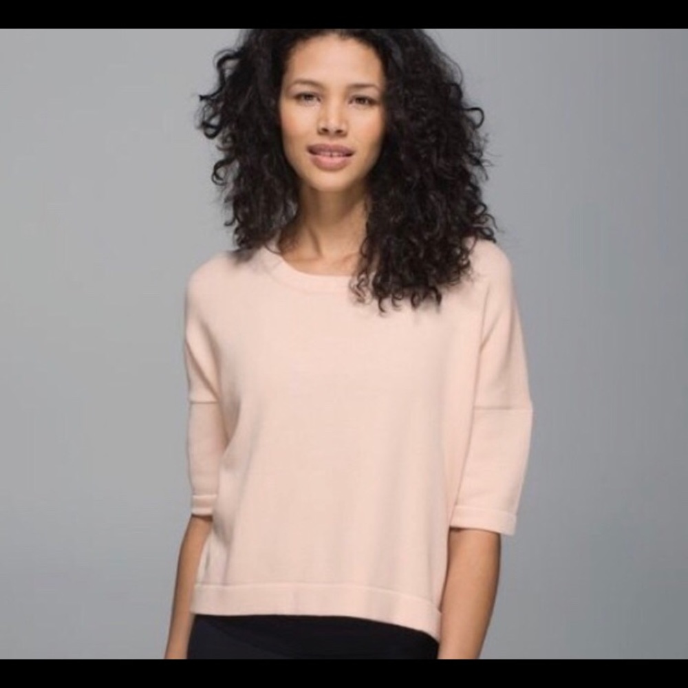 Lululemon top